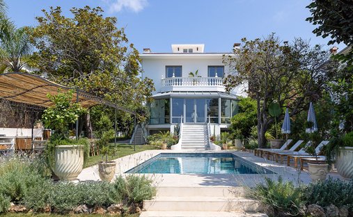 Villa in Vieille Ville, Antibes, France 1
