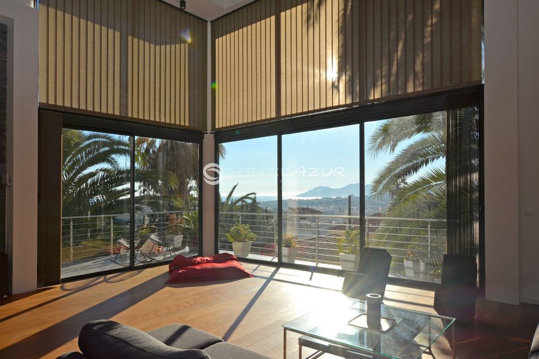 Villa in Cannes, Provence-Alpes-Côte d'Azur, France 2 - 18644303