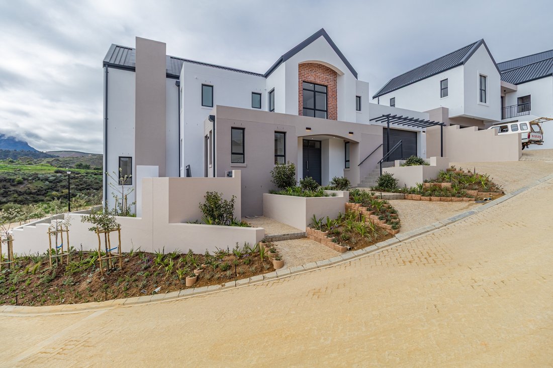 House in Arbeidslus, Western Cape, South Africa 5 - 18644779