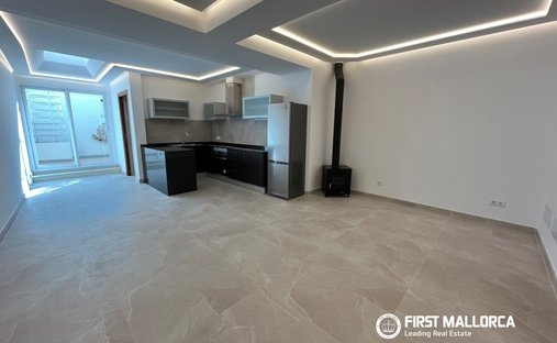 Townhouse in Consell, Balearic Islands, Spain 1