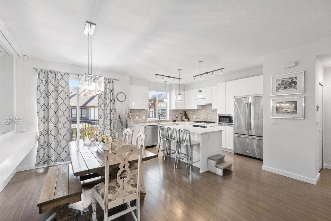 Townhouse in Coquitlam, British Columbia, Canada 4 - 18643352