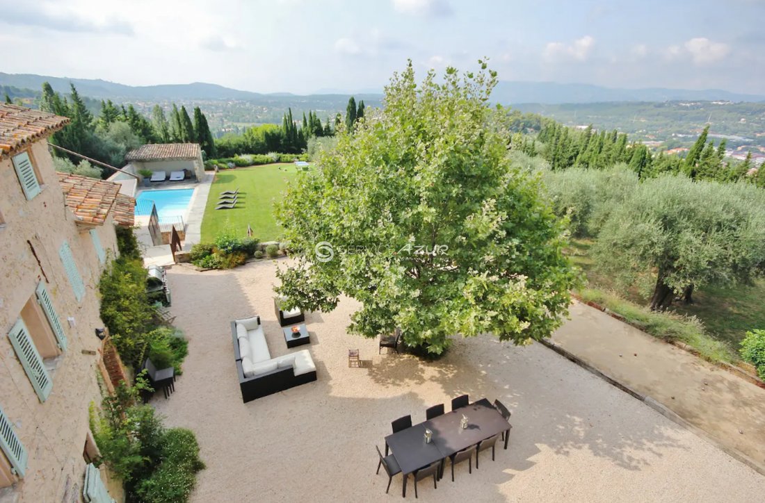 Villa in Grasse, Provence-Alpes-Côte d'Azur, France 2 - 18645148