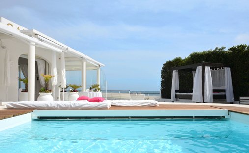Villa in Vieille Ville, Antibes, France 1