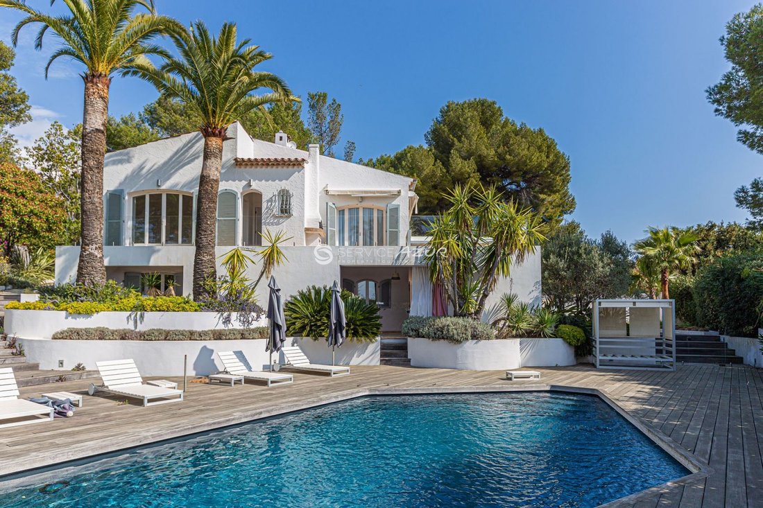 Villa in Cannes, Provence-Alpes-Côte d'Azur, France 2 - 18645029