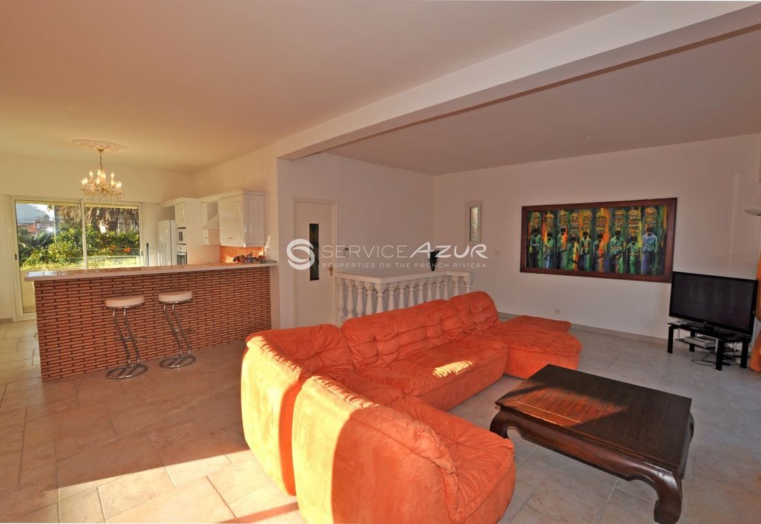 Villa in Village, Villeneuve-Loubet, France 3 - 18644622