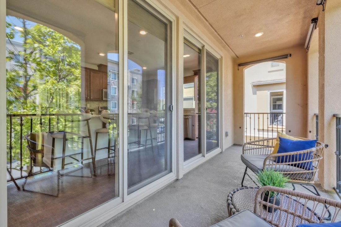 Townhouse in San Jose, California, United States 4 - 18646059