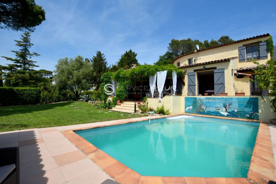Villa in Mougins, Provence-Alpes-Côte d'Azur, France 2 - 18644537