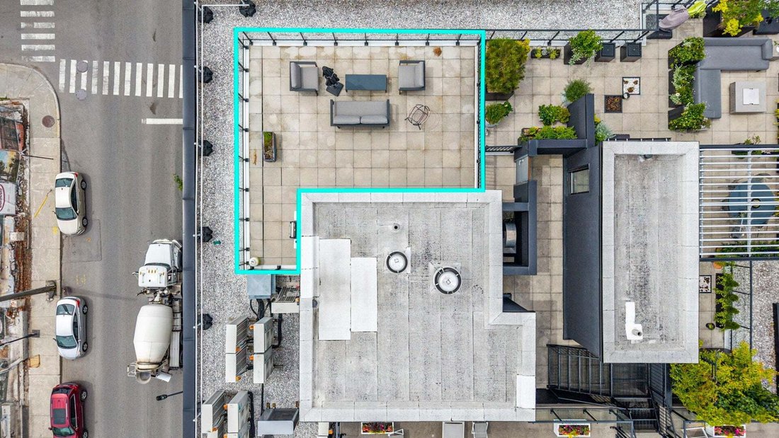 Condo in Montréal, Quebec, Canada 3 - 18643827