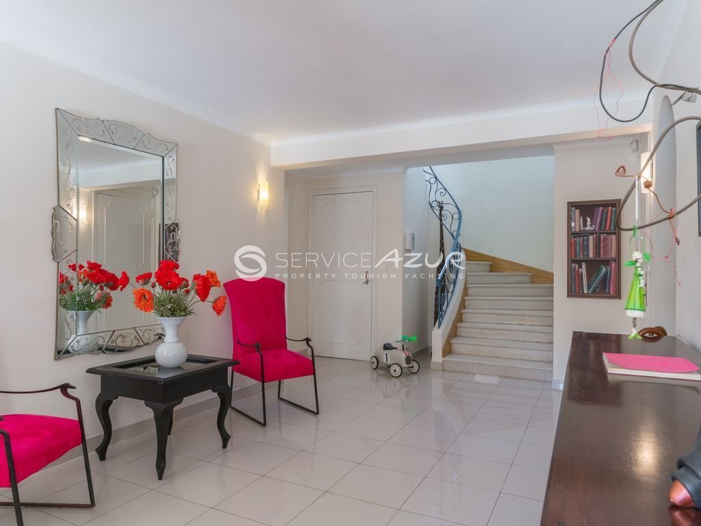 Villa in Vieille Ville, Antibes, France 5 - 18644607