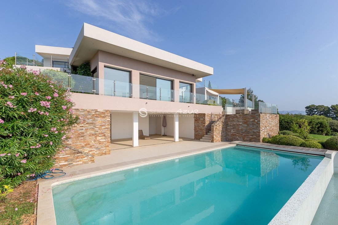 Villa in Vieille Ville, Antibes, France 2 - 18645168