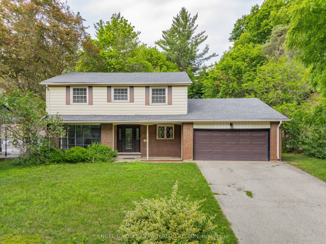House in Waterloo, Ontario, Canada 2 - 18642598