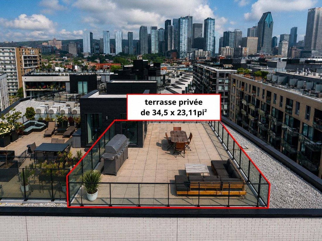 Condo in Montréal, Quebec, Canada 1 - 18644250