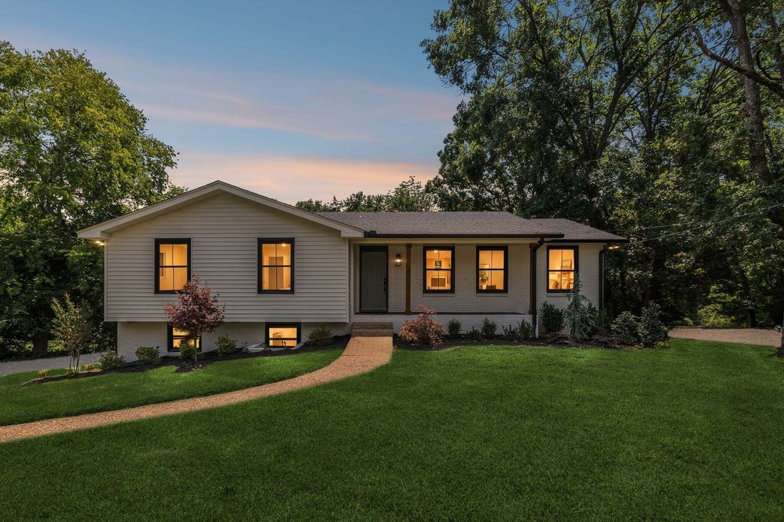 House in Hendersonville, Tennessee, United States 2 - 18646422