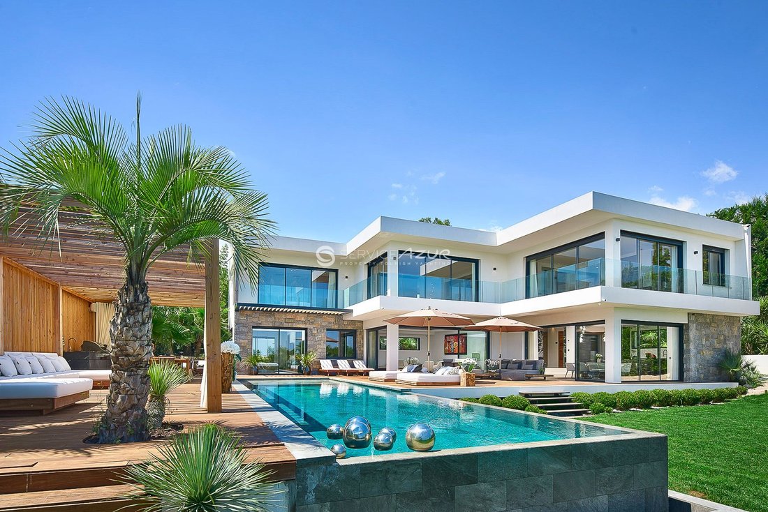 Villa in Mougins, Provence-Alpes-Côte d'Azur, France 3 - 18645222