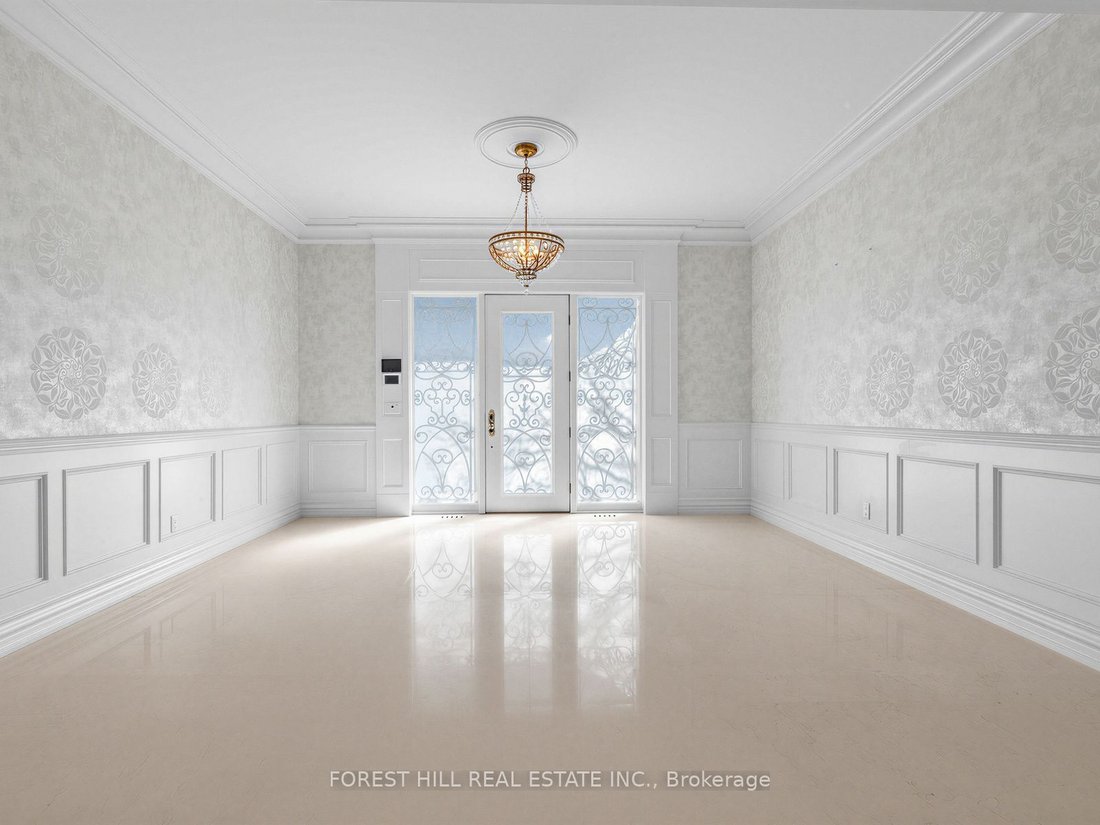 House in Toronto, Ontario, Canada 5 - 18642359