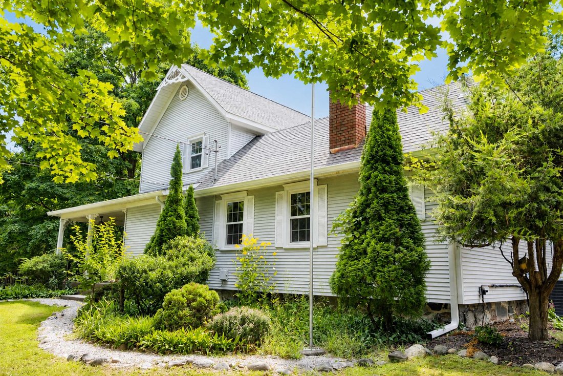 House in Williamsburg, Michigan, United States 1 - 18645802