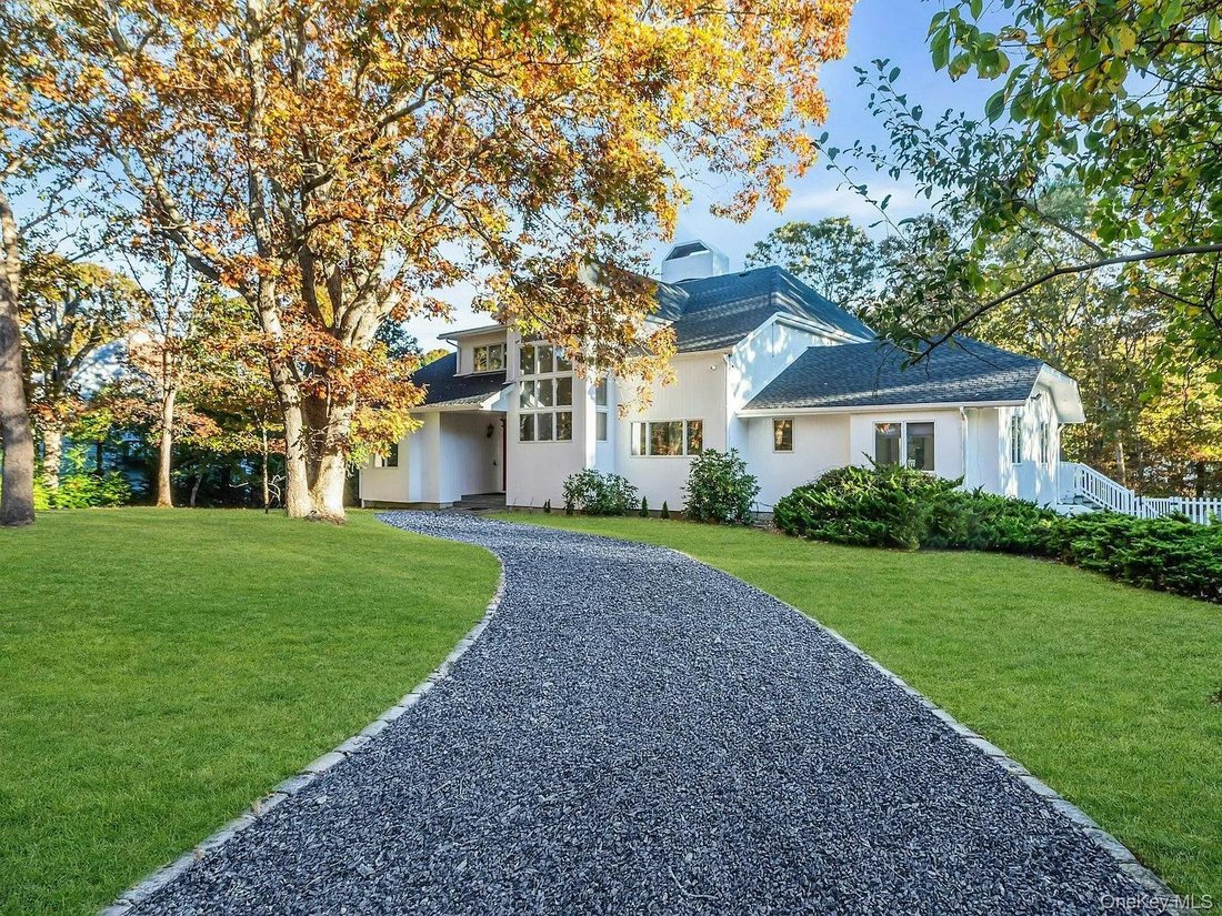 House in Hampton Bays, New York, United States 2 - 18645982