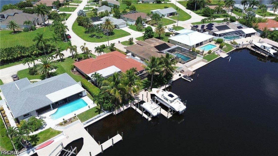 House in Cape Coral, Florida, United States 5 - 18645568