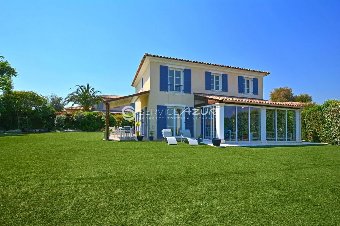 Villa in Village, Villeneuve-Loubet, France 2 - 18644877