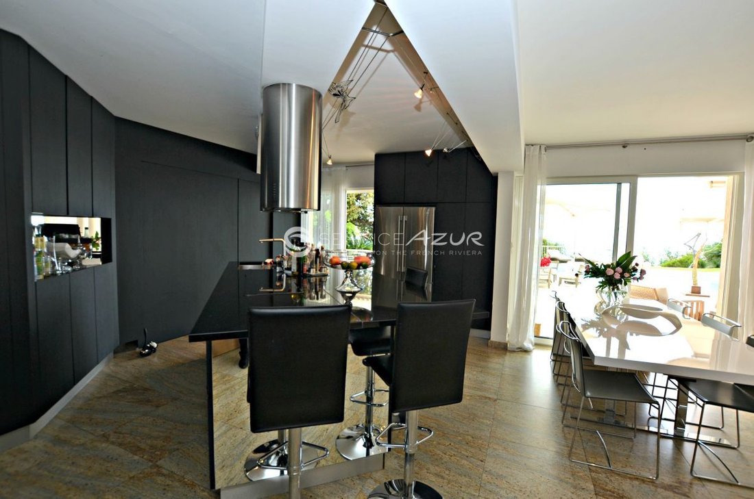 Villa in Cannes, Provence-Alpes-Côte d'Azur, France 4 - 18644801