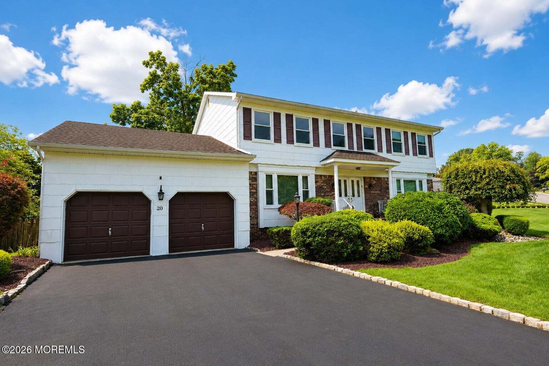 House in Manalapan Township, New Jersey, United States 2 - 18645591