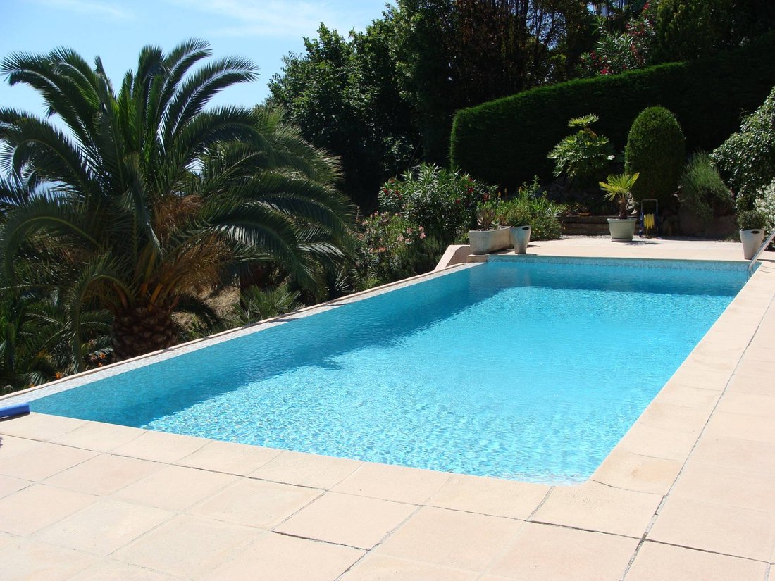 Villa in Le Cottage, Mandelieu-la-Napoule, France 1 - 18644524