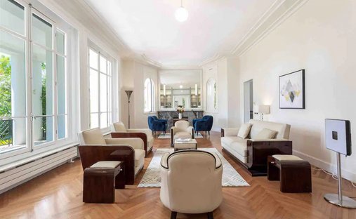 Villa in Vieille Ville, Antibes, France 1
