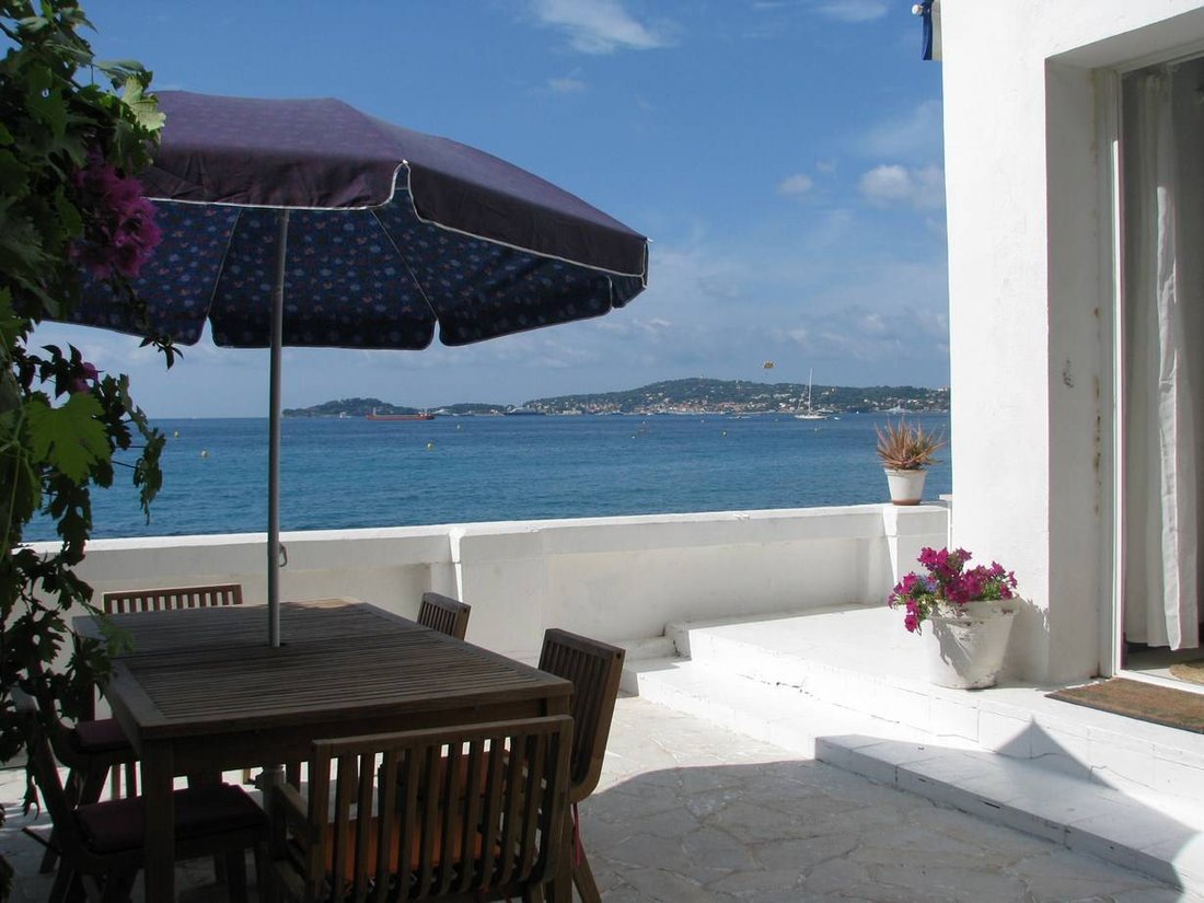 Apartment in Èze, Provence-Alpes-Côte d'Azur, France 1 - 18644083