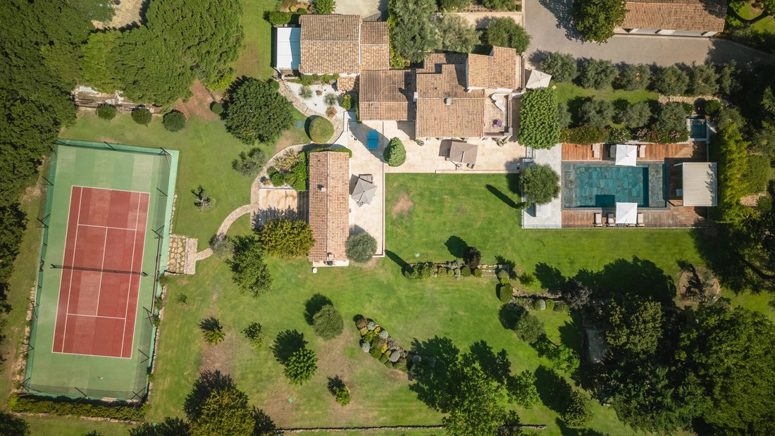 House in Meyreuil, Provence-Alpes-Côte d'Azur, France 2 - 18647449