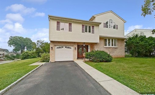 House in Bloomfield, New Jersey, United States 1
