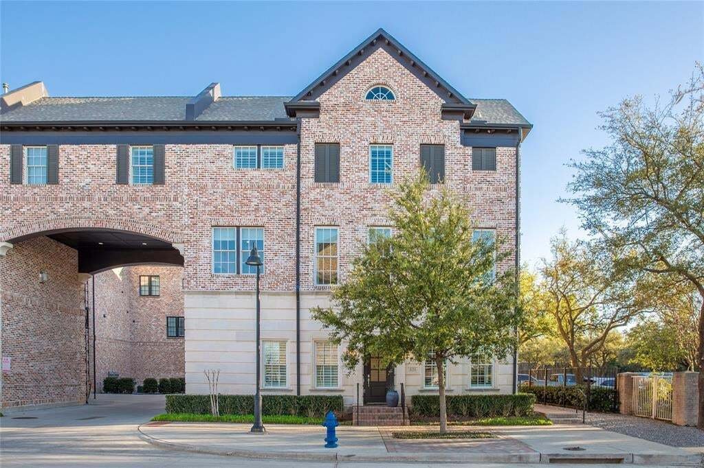 Townhouse in Addison, Texas, United States 2 - 18647212