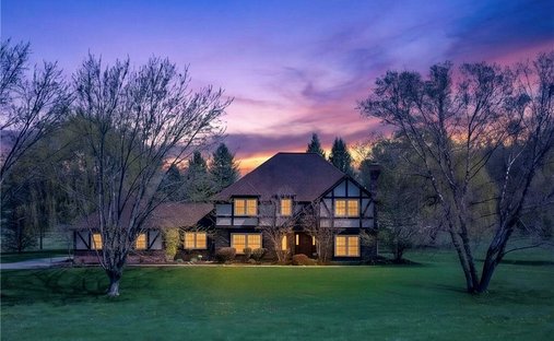 House in Pittsford, New York, United States 1