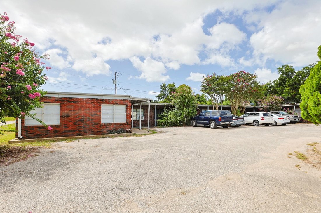 La Marque, Texas, United States 4 - 18647094