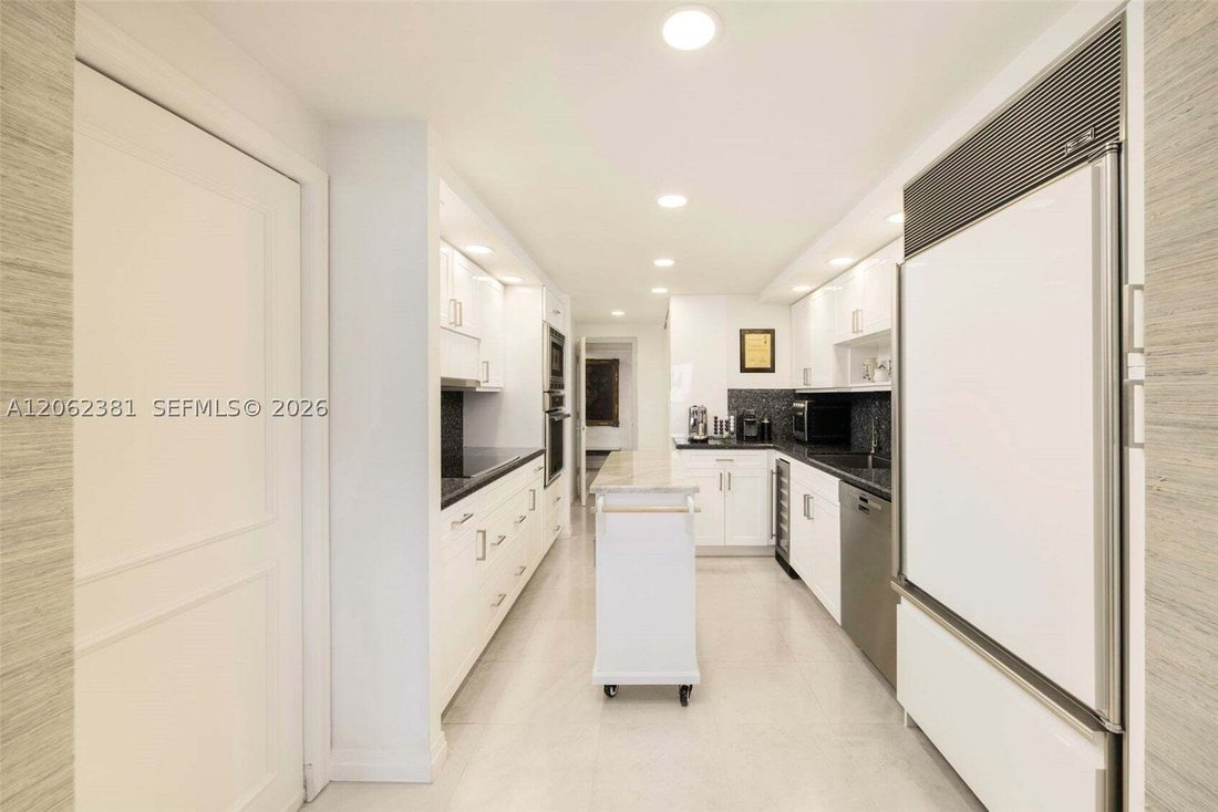 Condo in Miami, Florida, United States 5 - 18641846
