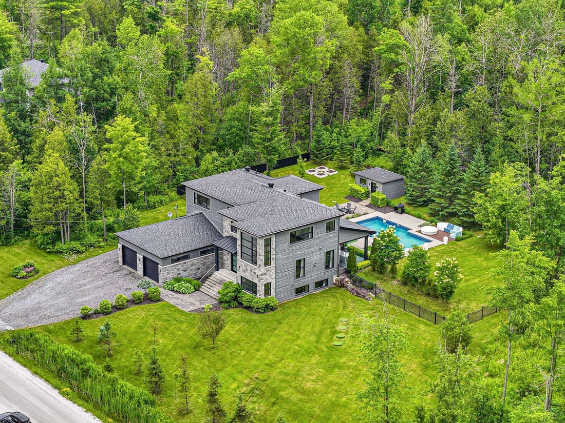 House in Orford, Quebec, Canada 2 - 18643090