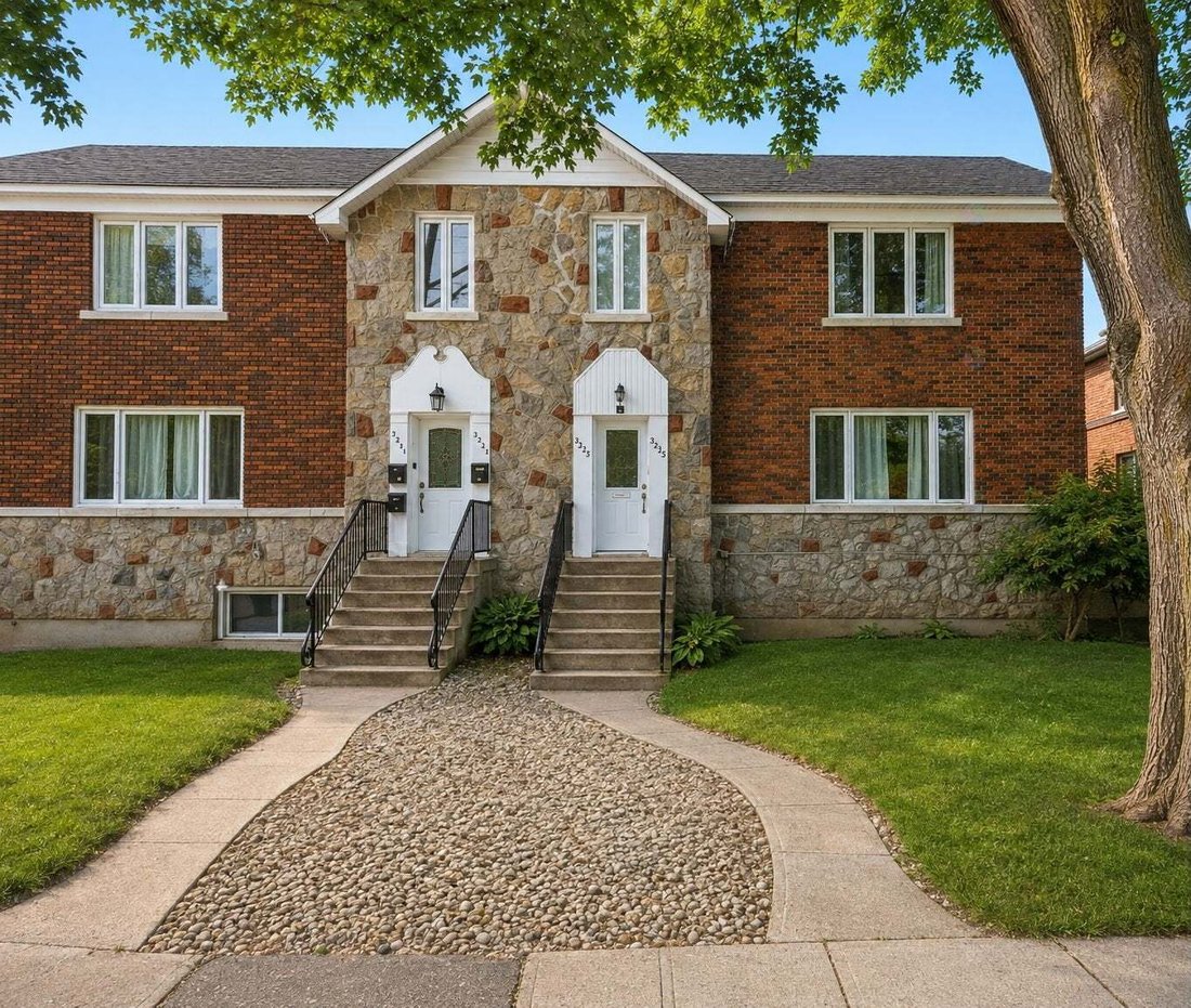 House in Montréal, Quebec, Canada 1 - 17193057