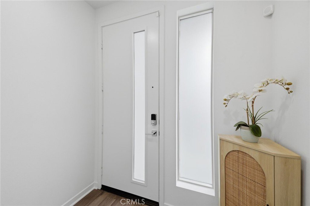 Condo in Covina, California, United States 4 - 18647359