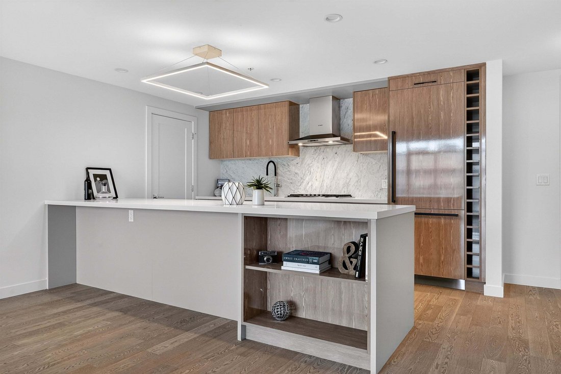 Condo in White Rock, British Columbia, Canada 3 - 18643424