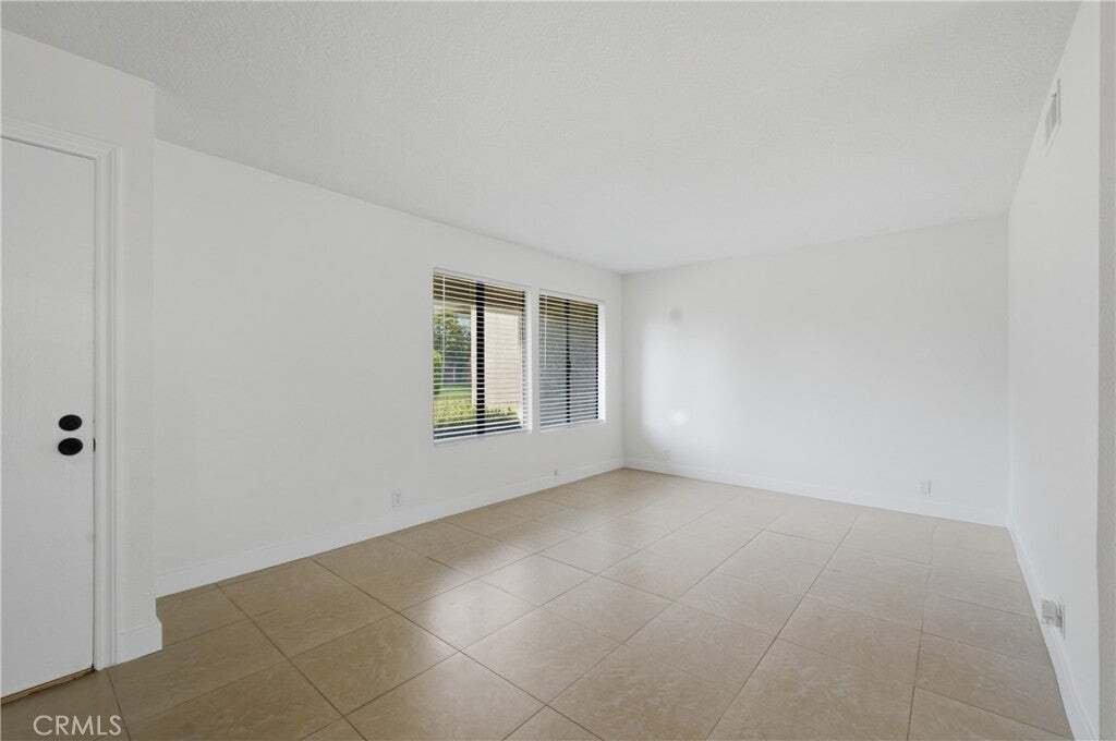 Townhouse in Stanton, California, United States 5 - 18648598