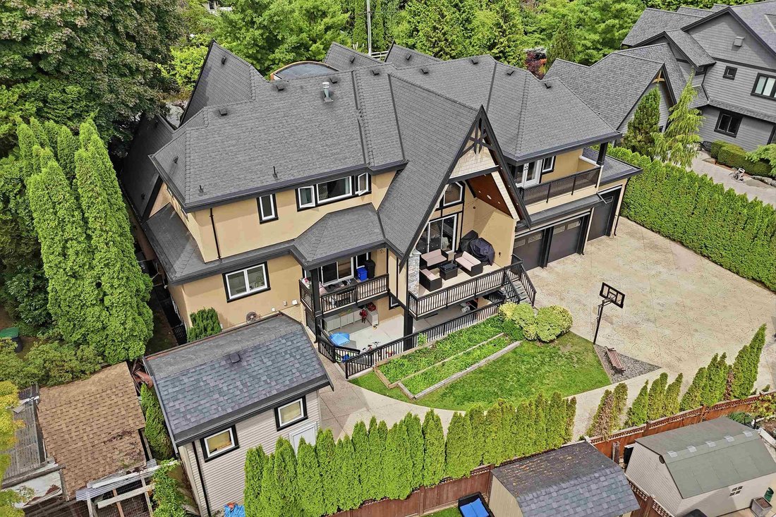 House in Surrey, British Columbia, Canada 4 - 18643257