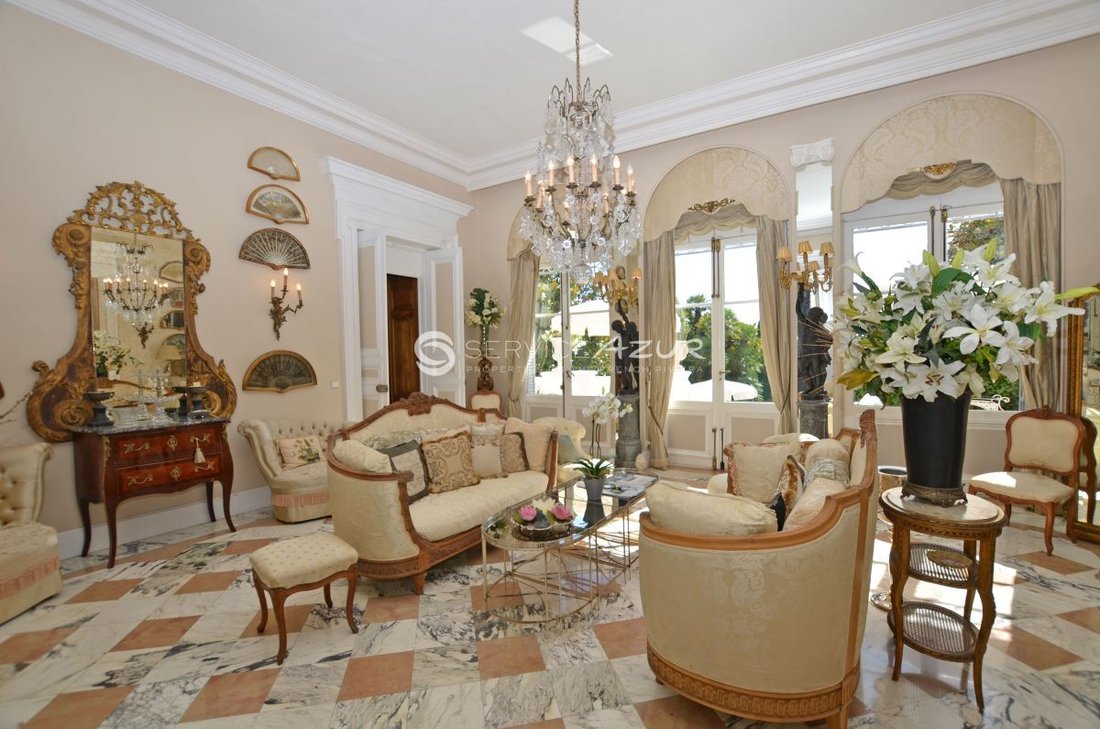 Villa in Vieille Ville, Antibes, France 5 - 18644514