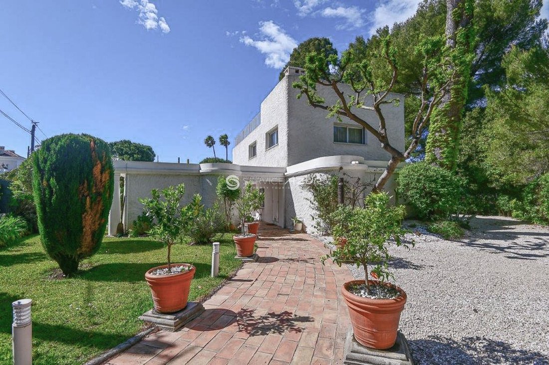Villa in Vieille Ville, Antibes, France 3 - 18644511