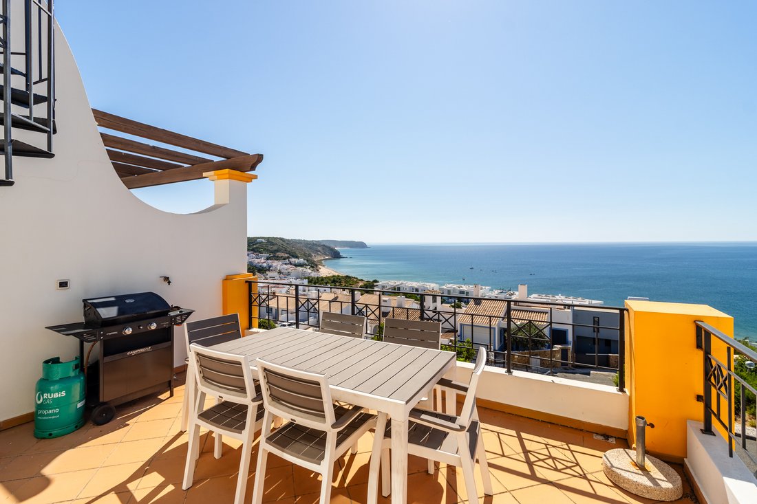 Townhouse in Budens, Algarve, Portugal 1 - 17408698