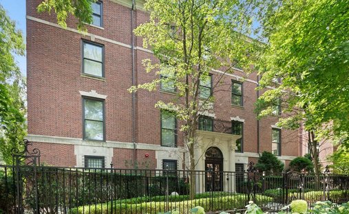 Condo in Chicago, Illinois, United States 1