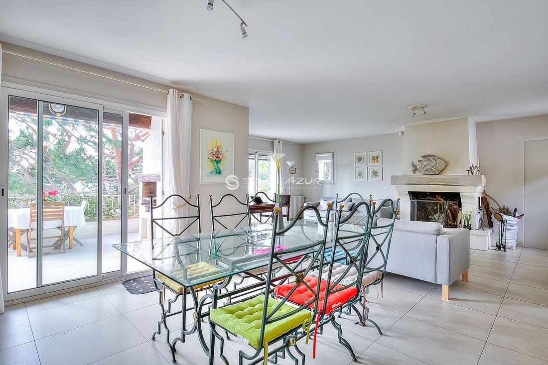 Villa in Cannes, Provence-Alpes-Côte d'Azur, France 5 - 18645005