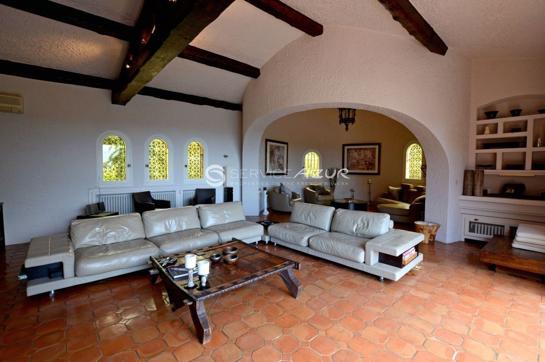 Villa in Centre-Haut de Cagnes, Cagnes-sur-Mer, France 4 - 18644394
