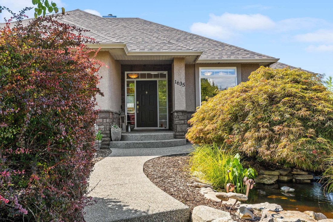 House in West Kelowna, British Columbia, Canada 1 - 18642736