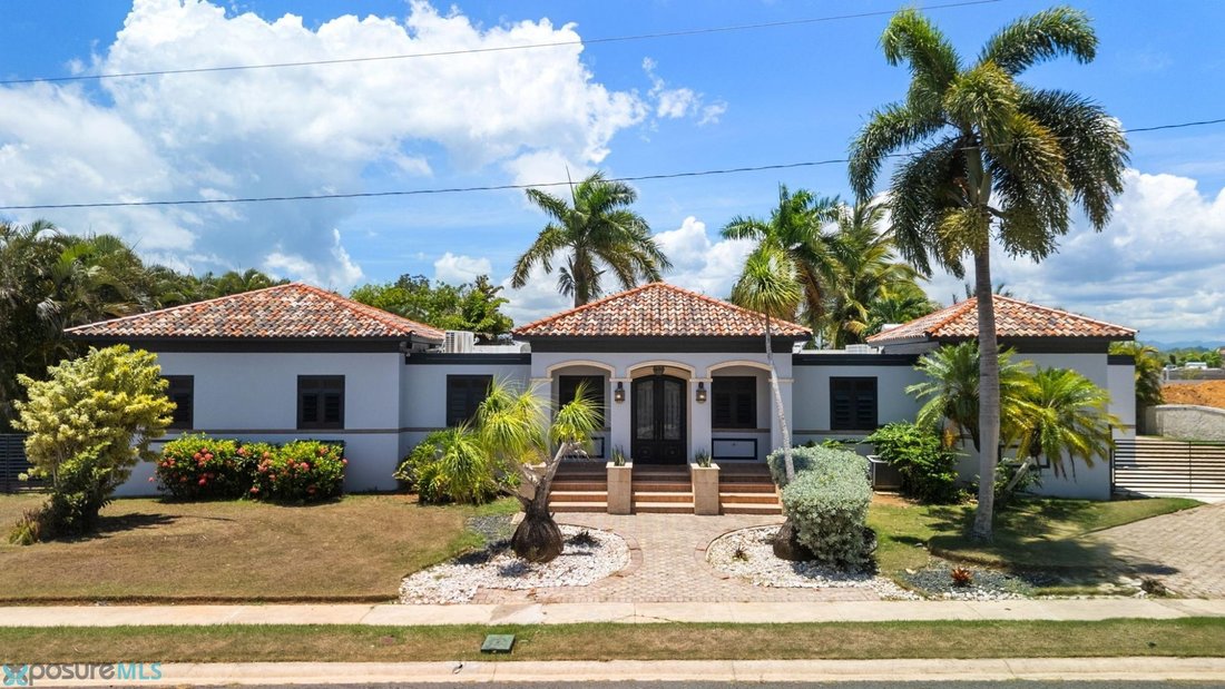House in Vega Alta, Vega Alta, Puerto Rico 1 - 18642140