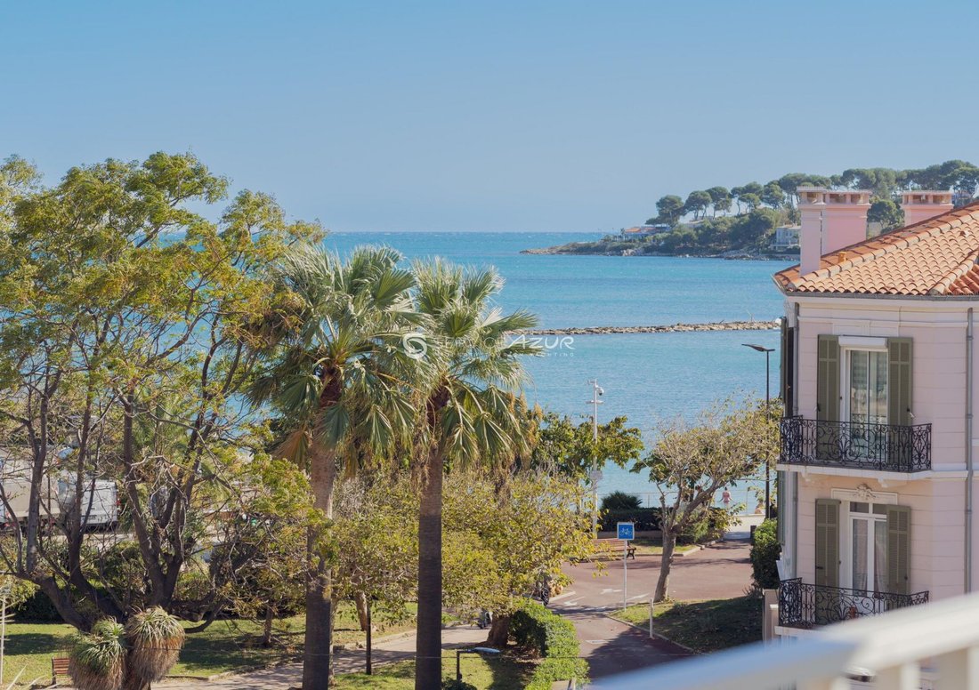 Apartment in Vieille Ville, Antibes, France 2 - 18645240