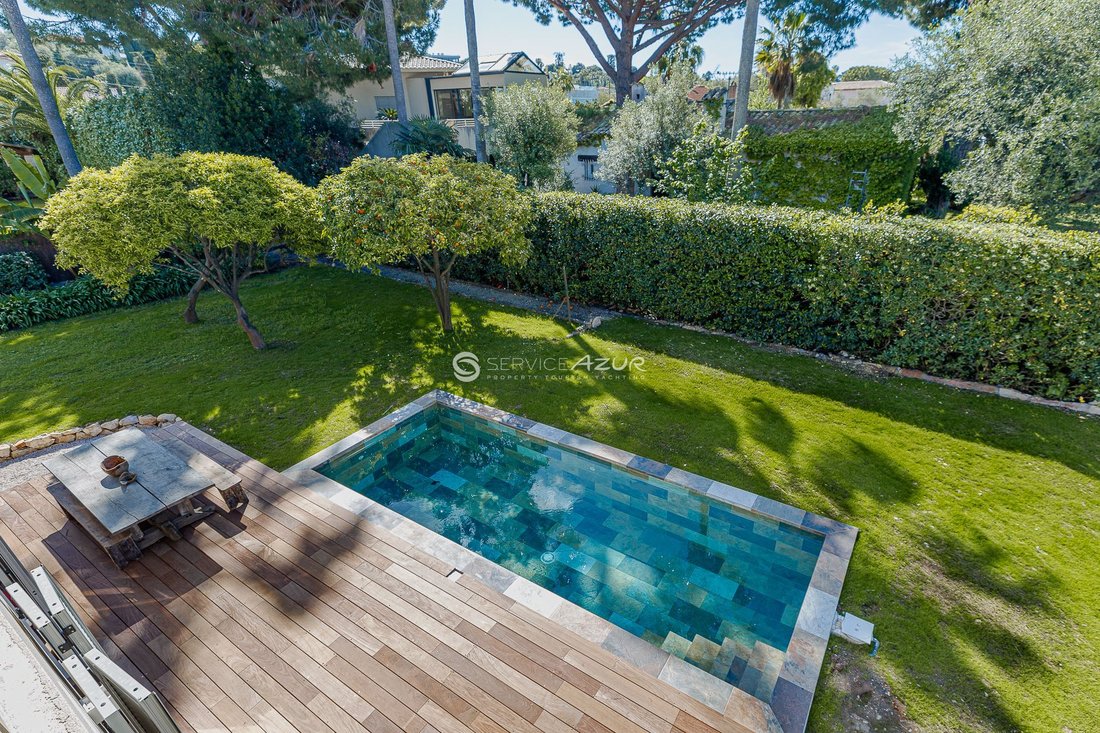 Villa in Vieille Ville, Antibes, France 3 - 18645124